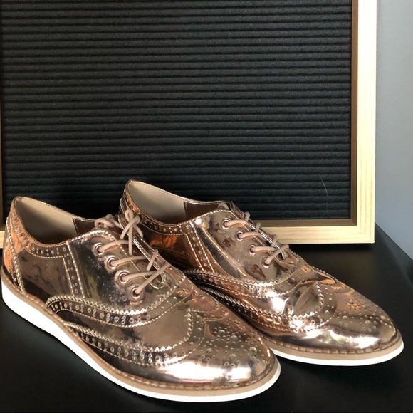 Shoe Dazzle Mirabelle flats rose gold - Picture 2 of 5